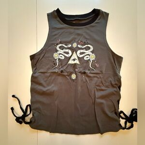 No Boundaries Charcoal Graphic Muscle Tee